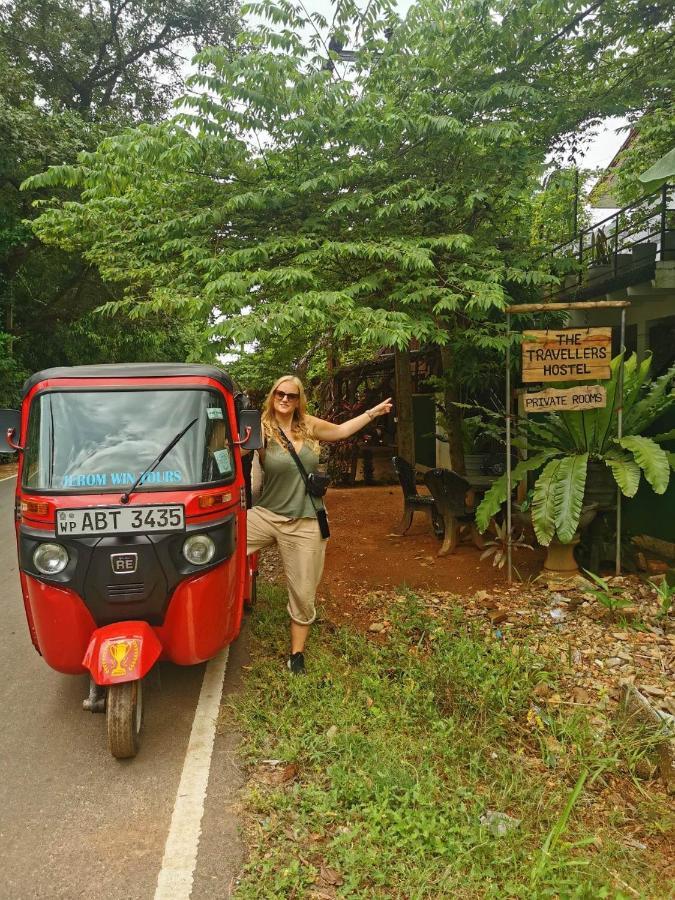 The Traveller'S Hostel & Private Rooms Sigiriya Exterior photo
