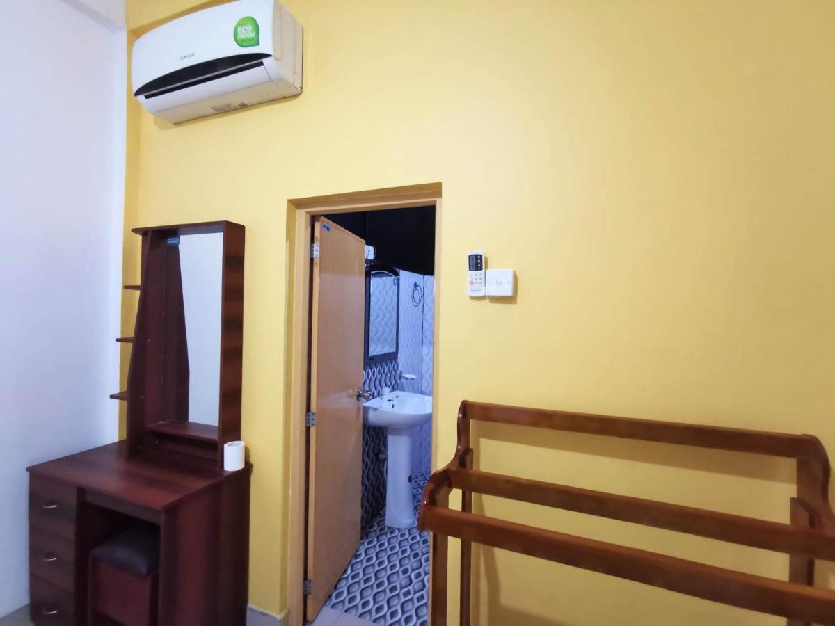 The Traveller'S Hostel & Private Rooms Sigiriya Exterior photo